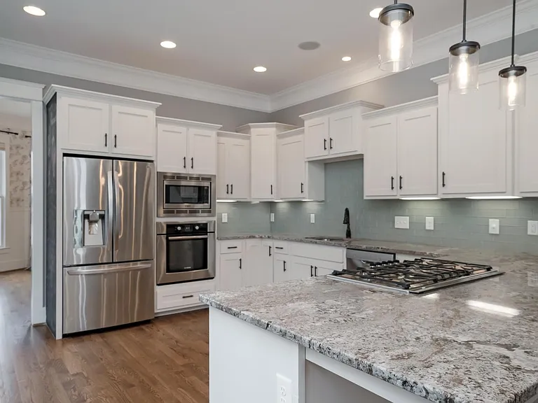 1405 Dallas Ave — Photo 7