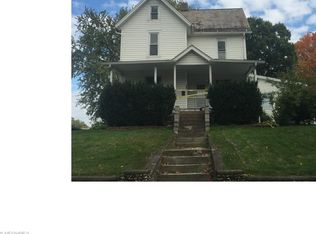 216 N Water St, Loudonville, OH 44842