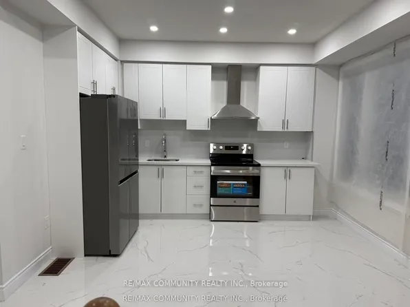 387 Tennant Cir, Vaughan, ON L4H 5L2