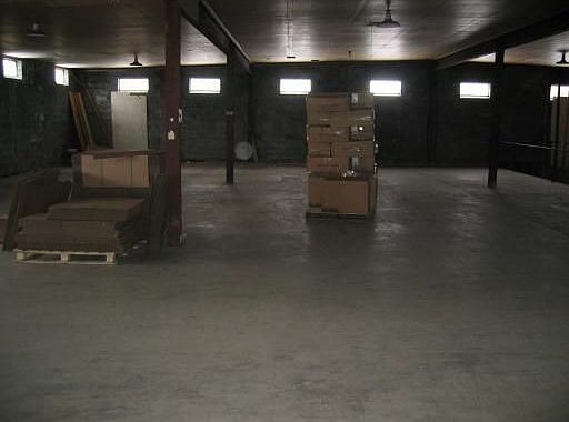 3rd image of 12 Roosevelt Ave