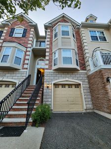 18 Mallard Pl, Secaucus, NJ, 07094