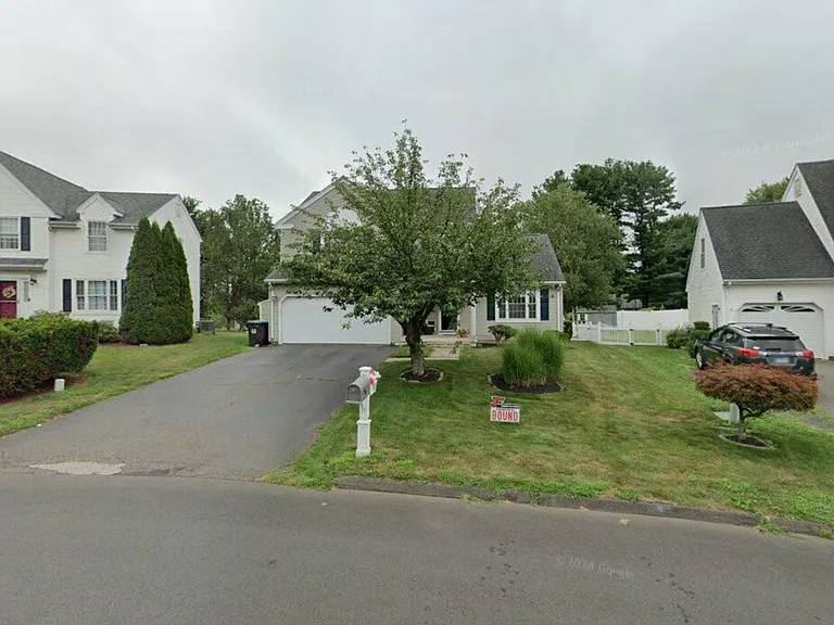153 Harris Dr — Photo 1