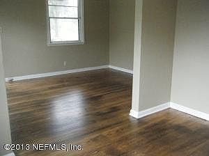 4th image of 5421 Telfair St