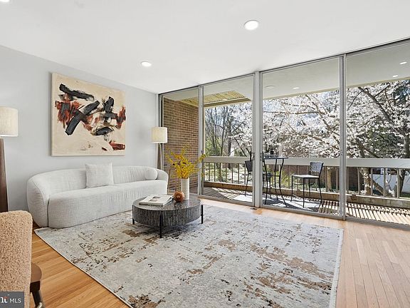 2nd image of 11526 Maple Ridge Rd