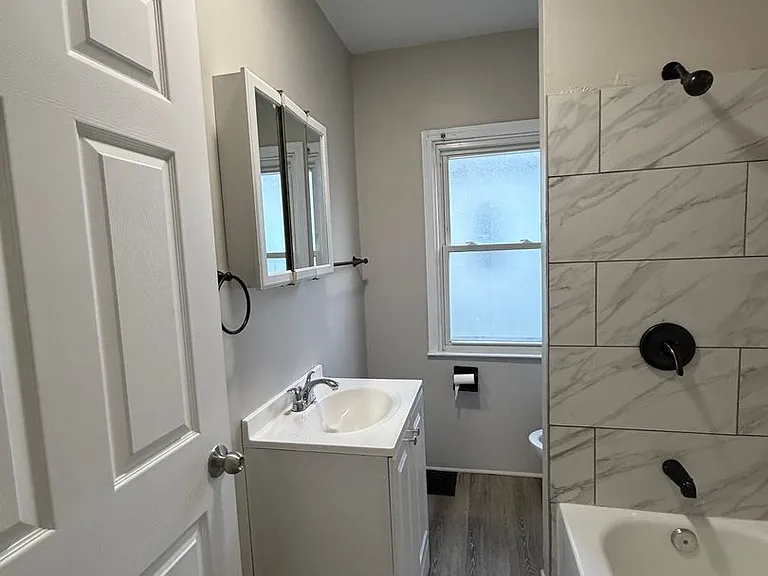 3469 Graceland Ave — Photo 14