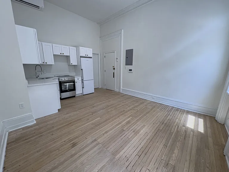 2039 Green St #1F — Photo 7