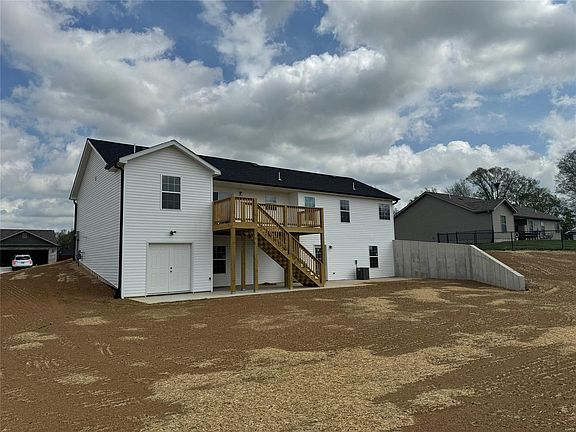 3rd image of 630 Wentworth Dr