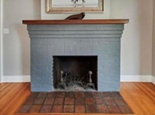 65 High St #1, Amherst, MA 01002