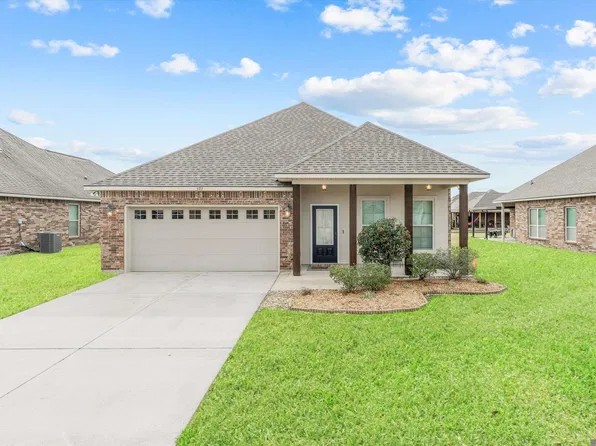 3717 Union Dr, Addis, LA 70710