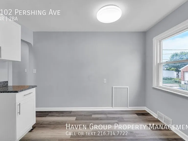 4102 Pershing Ave — Photo 7