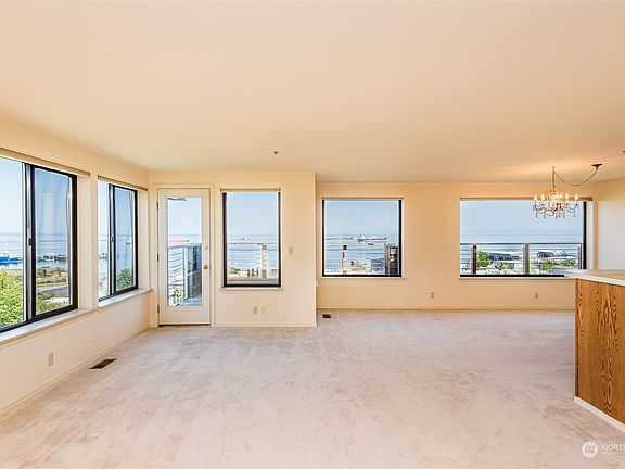 5th image of 226 W 2nd Street #6