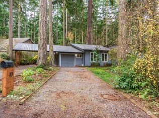 321 Rosewood Ct, Coupeville, WA 98239