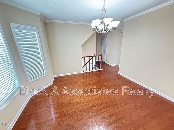 5th image of 705 Keystone Park Dr Unit 26