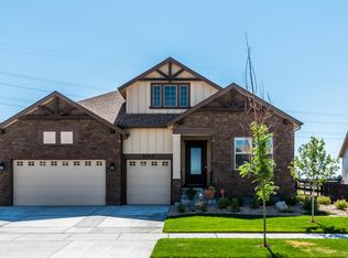 8660 S De Gaulle Ct, Aurora, CO 80016