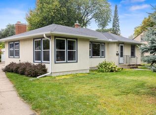 1075 Saint Paul Ave, Saint Paul, MN 55116