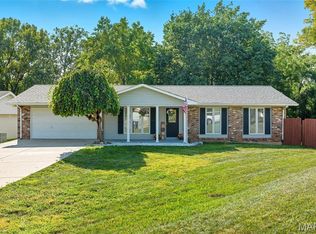 132 Plum Tree Dr, Saint Peters, MO