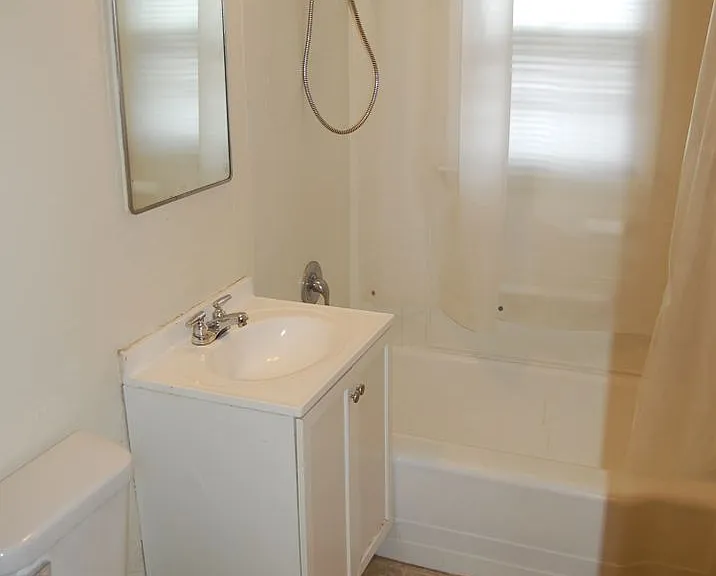 3123 P St — Photo 10