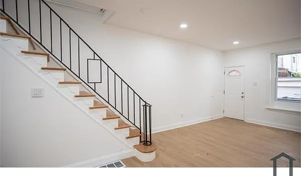623 Fitzgerald St — Photo 3