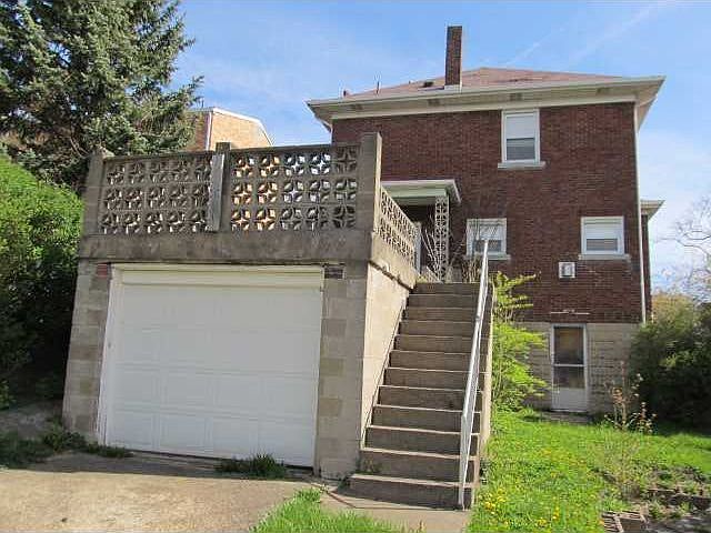 2nd image of 1577 Clairtonica St