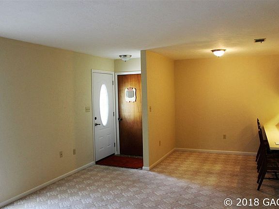 5th image of 1617 NE 40th Pl