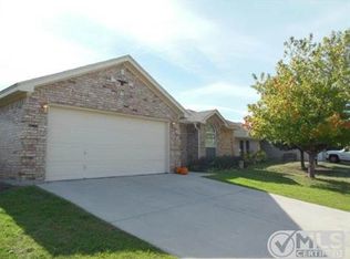 501 Dustin St, Saginaw, TX 76179