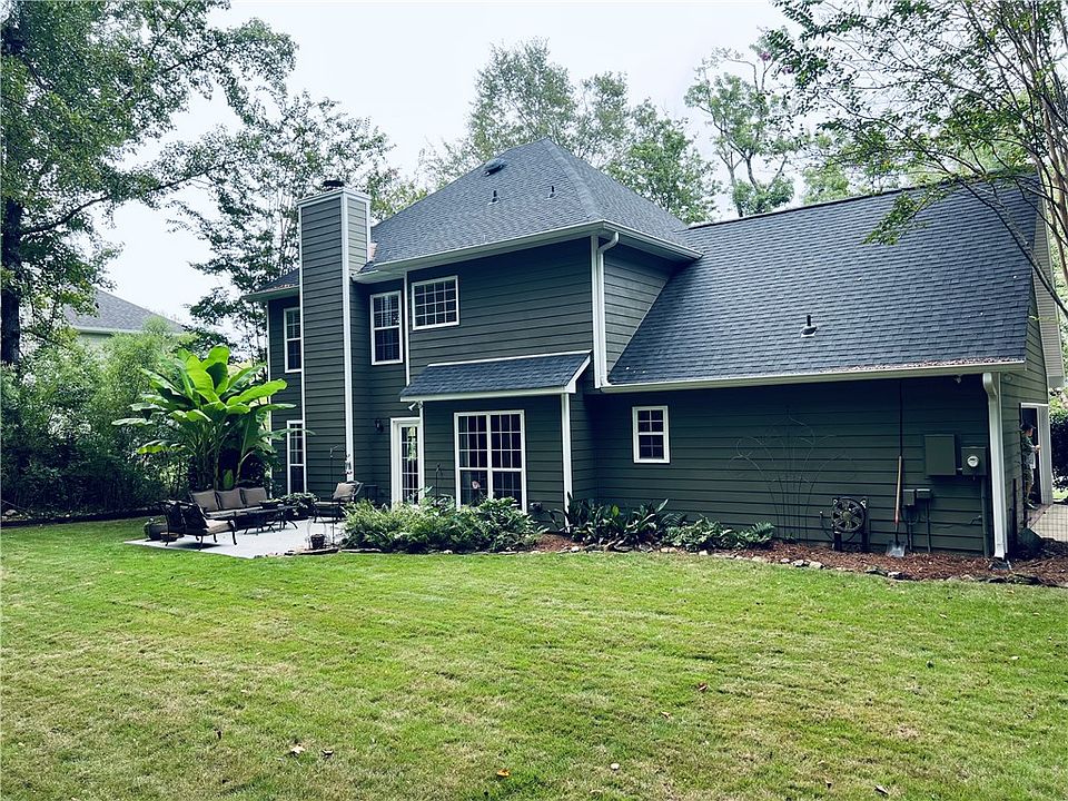 2nd image of 359 Estate Ave