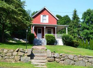 134 Sixth St, Hillburn, NY 10931