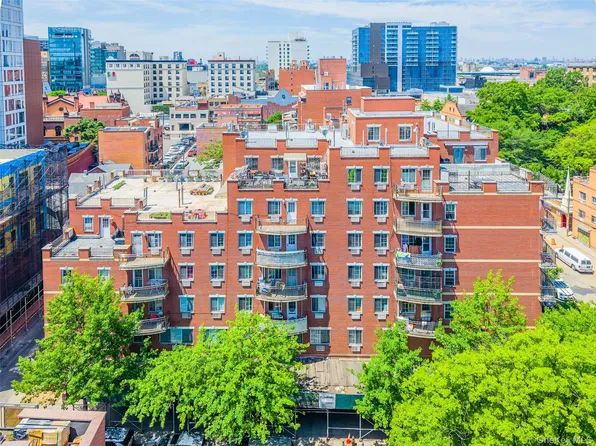 3506 Leavitt Street #5H, Flushing, NY 11354