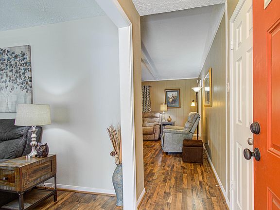 4th image of 1920 Lazy Creek Ln
