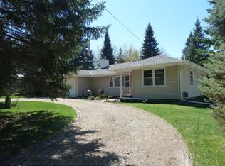 1708 Ford Rd, Minnetonka, MN 55305