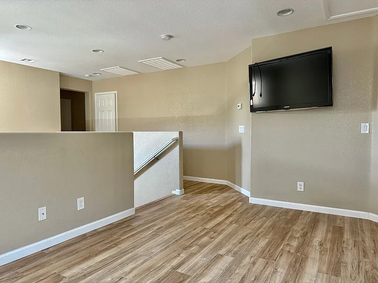 9070 Vintage Wine Ave — Photo 30