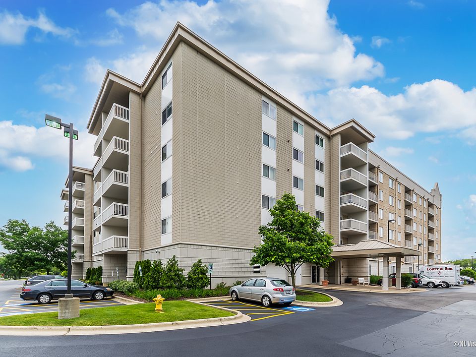 1st image of 2020 Saint Regis Dr APT 302