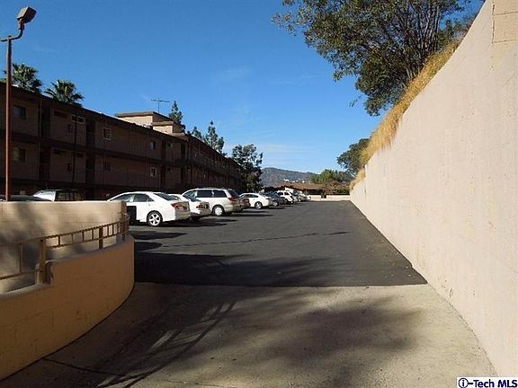 3rd image of 1517 E Garfield Ave APT 72