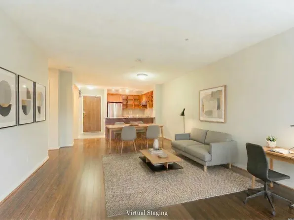 5775 Irmin St #318, Burnaby, BC V5J 0C3