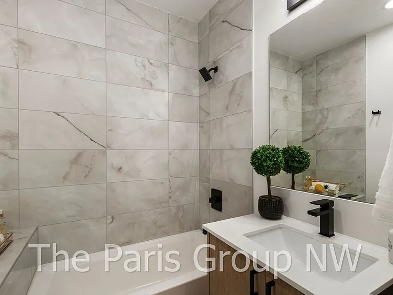 8453 Delridge Way SW — Photo 9