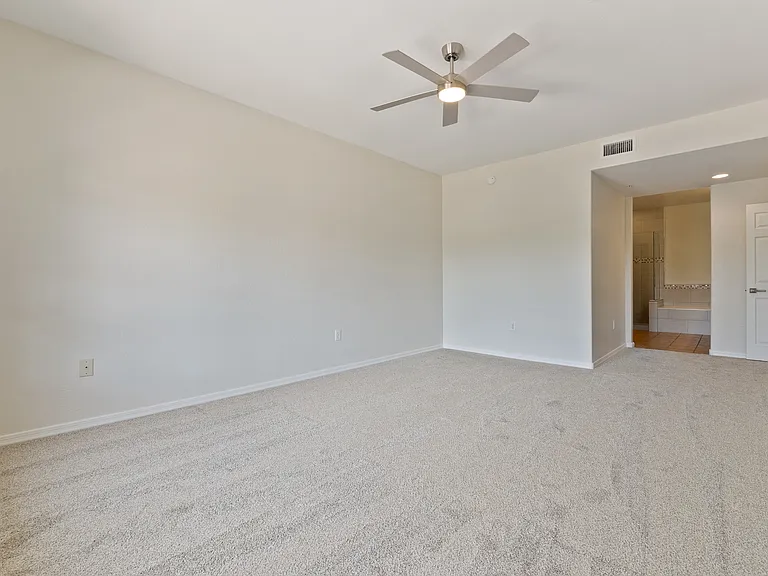 20121 N 76th St #2010 — Photo 11