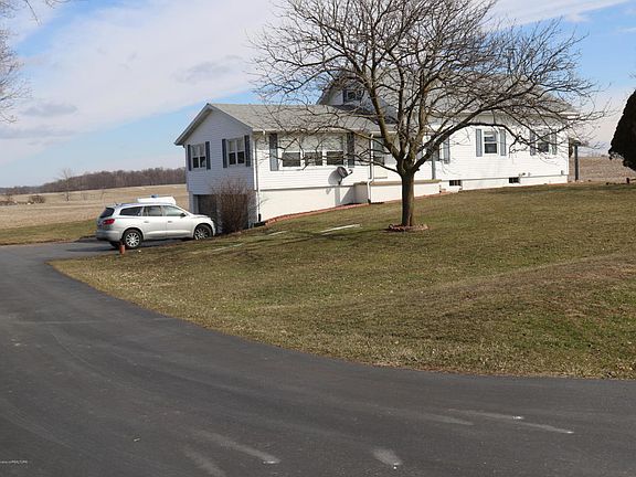 3rd image of 4511 E Spicerville Hwy