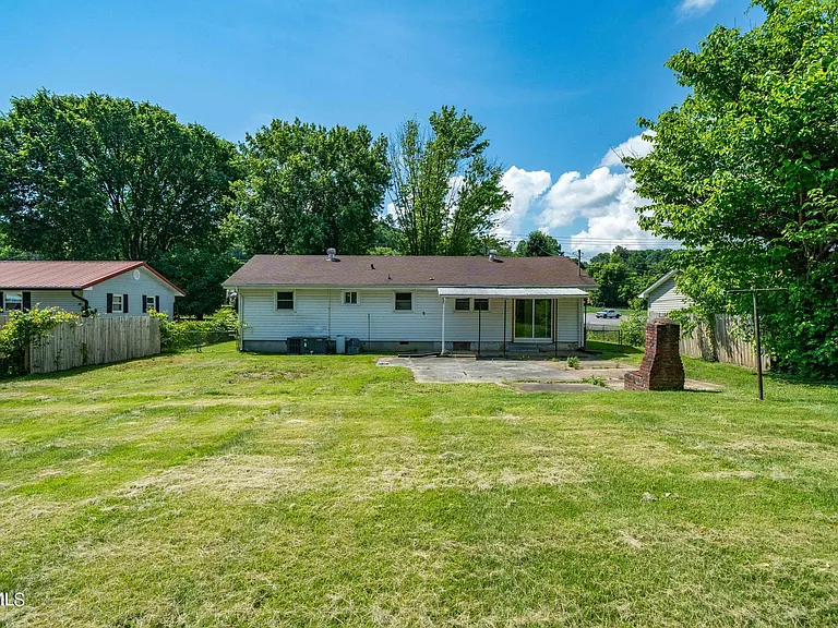 422 Gap Creek Rd — Photo 25