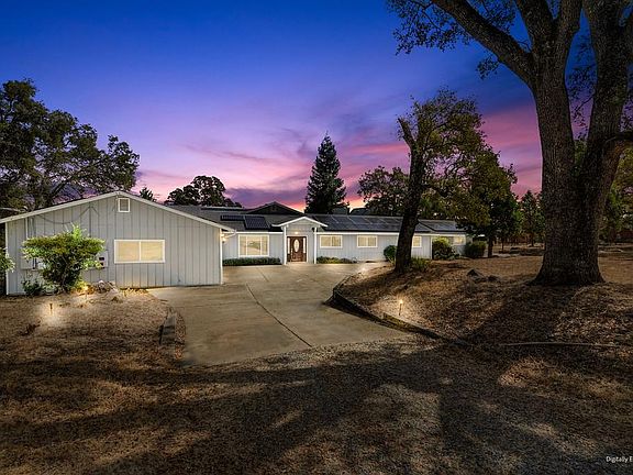 3rd image of 7529 Crystal Blvd
