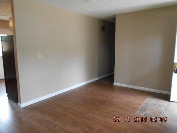 5th image of 12530 Lenover St