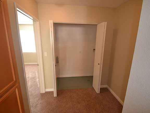3rd image of 12046 S Broadway