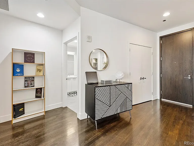 1200 Acoma St #303 — Photo 4