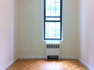 556 E 79th St, Brooklyn, NY 11236