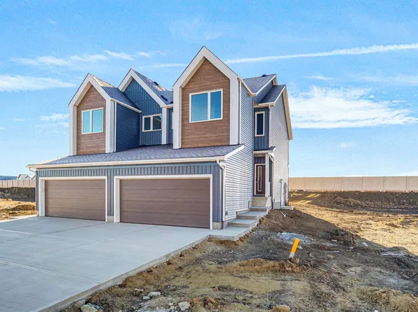 20917 24th Ave NW, Edmonton, AB T6T 1Y5