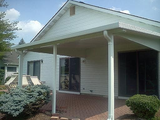 Cover has ajustable shades