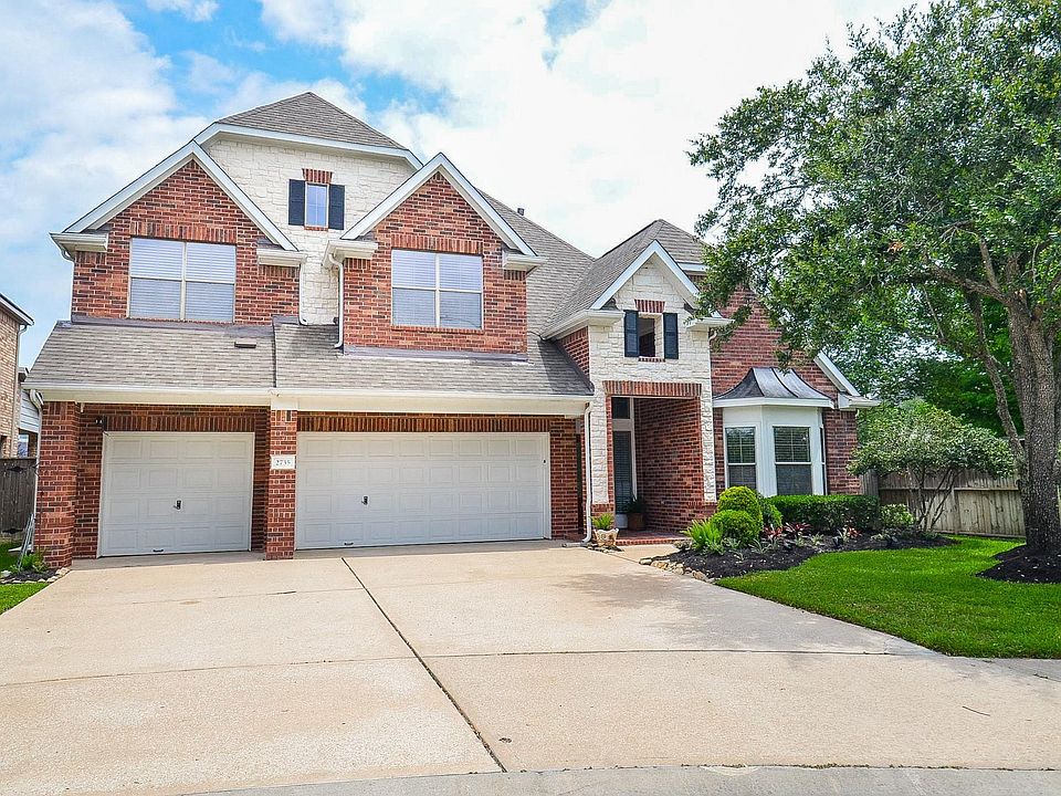 1st image of 2735 Driftwood Dr