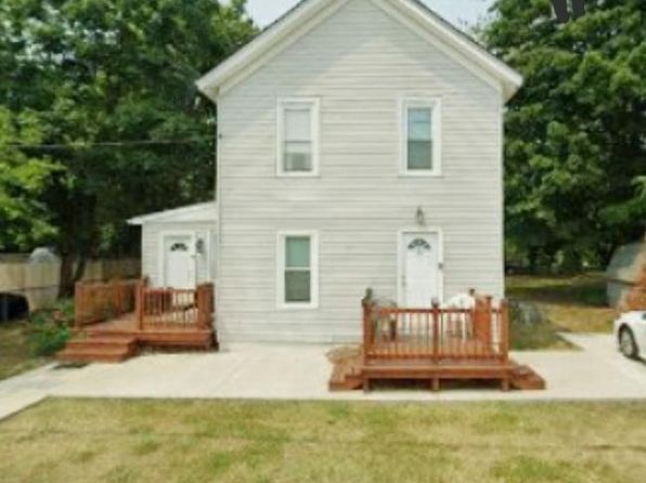 59 Railroad Ave