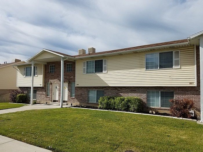 1st image of 1683 Garden Dr