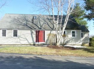 27 Bayberry Dr, Worcester, MA 01607