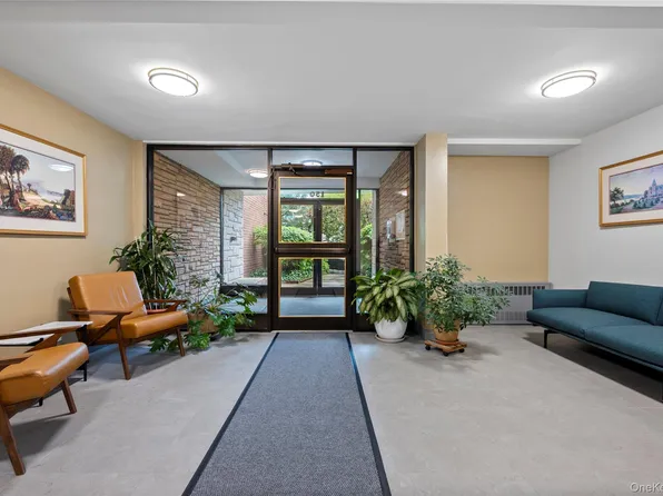 150 Draper Lane #2JN, Dobbs Ferry, NY 10522